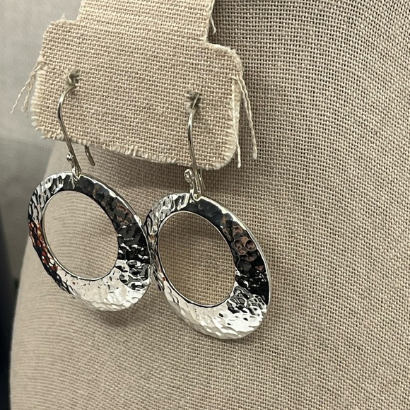 ✨ Vintage ATI 925 Sterling Silver Mexico Hammered Hoop Dangle Earrings - Picture 7 of 17